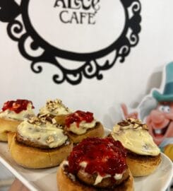 Alice Café